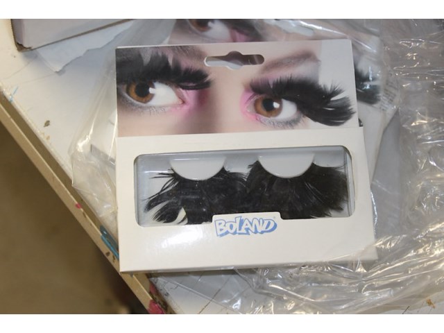 4 sets wimpers in ds j - afbeelding 2 van  3