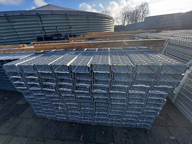 4 ton gegalvaniseerde stalen vloerpanelen - afbeelding 2 van  5