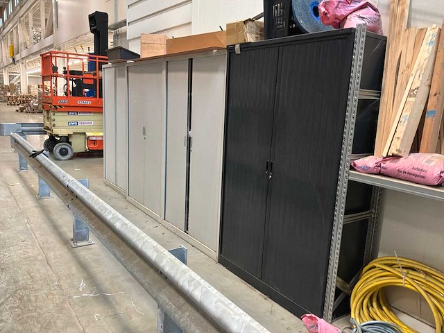 4 werkplaatskasten met diverse gereedschappen - afbeelding 1 van  10