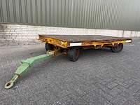 4-wiel gestuurde intern transportaanhanger – 4.500 kg – volrubber - afbeelding 1 van  11