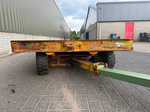 4-wiel gestuurde intern transportaanhanger – 4.500 kg – volrubber - afbeelding 11 van  11