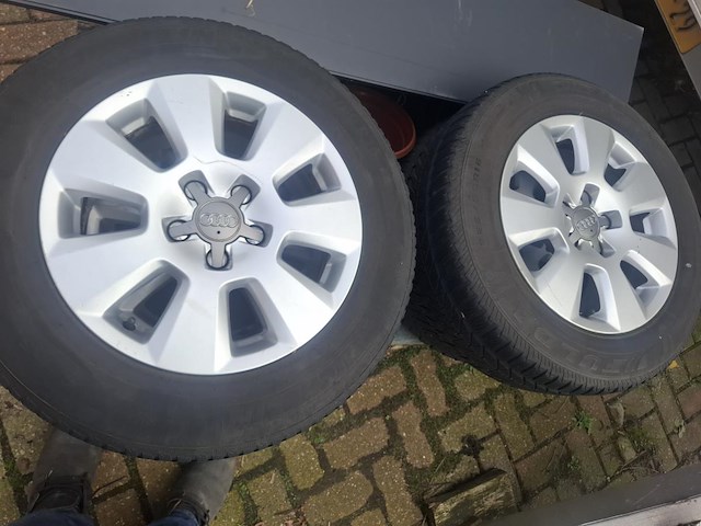 4 wielen audi - afbeelding 3 van  3