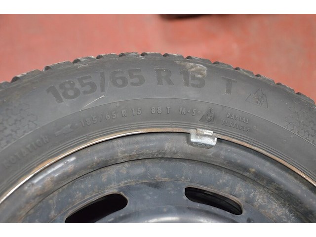 4 winterbanden continental met velg winter contact ts870 185/65 r 15 88t - afbeelding 5 van  6