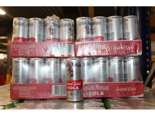 4 x 12 blikken captain morgan spiced gold & cola 0,25cl. tht 11-2025. bod inclusief statiegeldwaarde van 7,... - afbeelding 1 van  2
