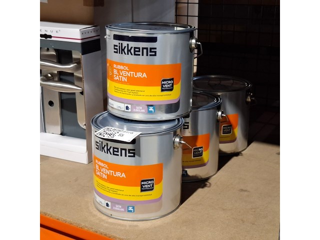 4 x 2,5 liter watergedragen zijdeglanslak, sikkens, bl ventura, wit - afbeelding 1 van  3