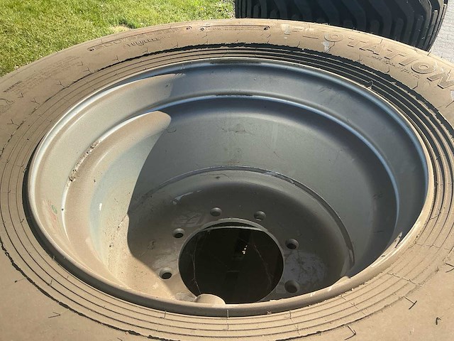 4 x band kpl met velg - band, wiel en velg - afbeelding 1 van  12