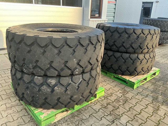 4 x oaeolus wiellader banden banden graafmachine - afbeelding 6 van  12