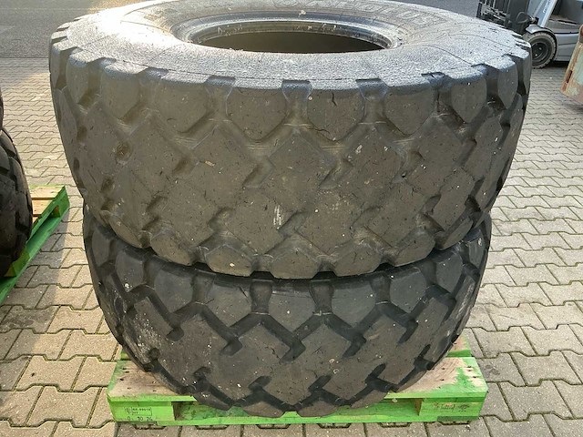 4 x oaeolus wiellader banden banden graafmachine - afbeelding 9 van  12