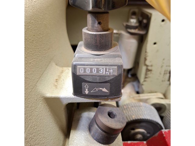 4-zijdige schaafmachine weinig, profimat 23e, bouwjaar 1991 - afbeelding 26 van  44