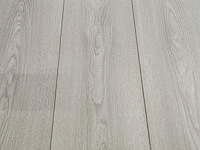40 m2 laminaat plank - 1200 x 191 x 8 mm - afbeelding 1 van  3