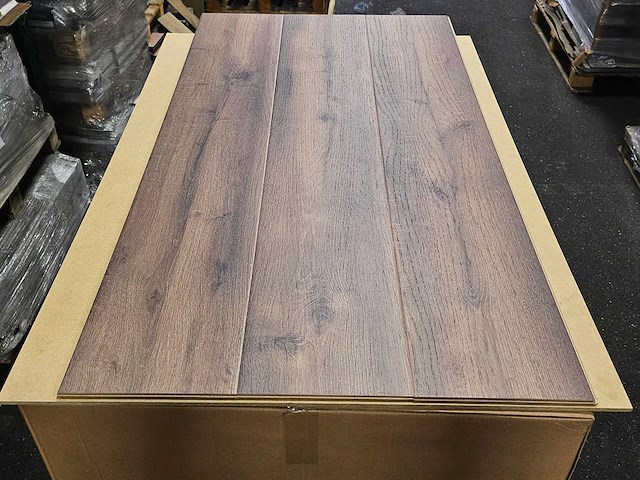 40 m2 laminaat watervast plank - 1383 x 244 x 8,5 mm - afbeelding 2 van  2