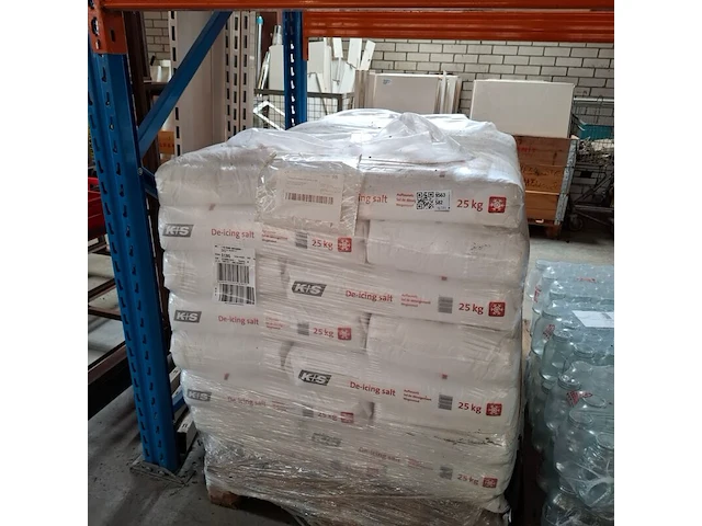 40 zak a 25 kilo strooizout k+s - afbeelding 1 van  3