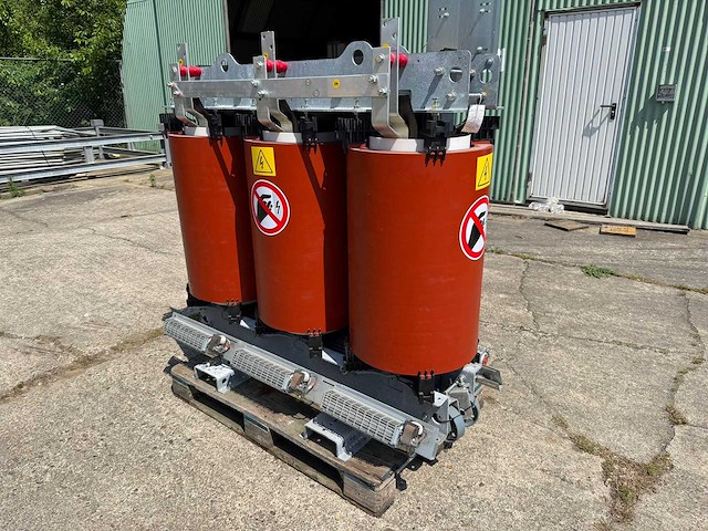 400 kva tmc transformator 20.000/400 volt dry type. ongebruikt. - afbeelding 1 van  8
