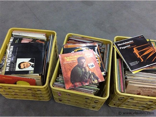 400 + lp's zonder bakken - afbeelding 1 van  1