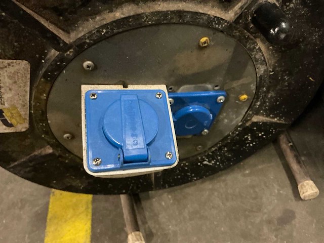 400v verlengkabelhaspels en -snoer (2x) - afbeelding 3 van  5