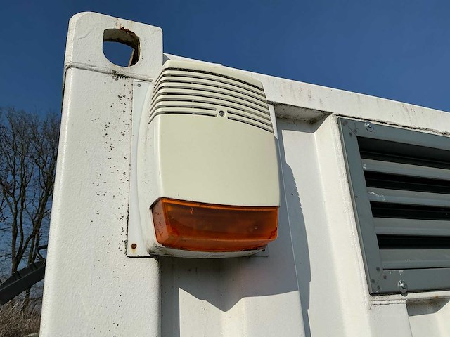 40ft zorg-/kantoorcontainer met hydraulisch nivelleersysteem – volledig uitgerust - afbeelding 35 van  43