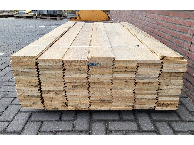 40m2 afrikaans eiken vloerdelen 18 x 140 mm, lengte 210cm ( 136x ) - afbeelding 3 van  4
