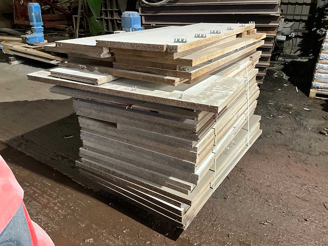 40m2 plaathout 4 cm - afbeelding 2 van  5