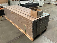 40x composiet gevelbekleding triple rhombus eiken incl. montagebeugels 290cm lang - afbeelding 3 van  4