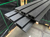40x composiet gevelbekleding triple rhombus zwart incl. montagebeugels 290cm lang - 22 m2 - afbeelding 4 van  5