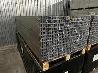 40x eiken composiet lamellen / composiet roomdivider - 300 cm lang - afbeelding 4 van  6