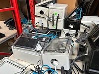 40x ict artikelen en elektronica w.o. vector camera - afbeelding 8 van  10
