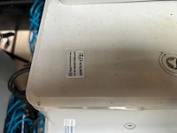 40x ict artikelen en elektronica w.o. vector camera - afbeelding 9 van  10