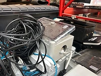 40x ict artikelen en elektronica w.o. vector camera - afbeelding 10 van  10