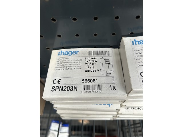 40x meterkast accessoires w.o. zekeringen, houders w.o. hager - afbeelding 9 van  9