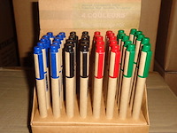 40x pennen op display in 4 kleuren - afbeelding 3 van  3