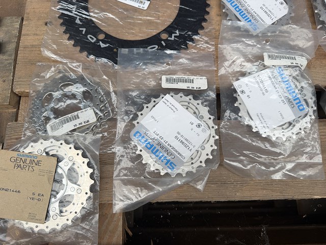 40x racefiets onderdelen w.o. kettingbladen, tandkransen w.o. miche, shimano - afbeelding 5 van  8
