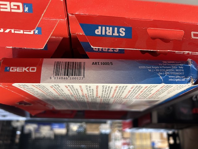 40x zelfklevende tochtband inclusief krat geko - afbeelding 2 van  3