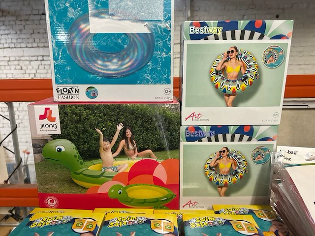 40x zomer-, huishoud- en keukenartikelen w.o. bestway, homla, pyrex - afbeelding 2 van  12