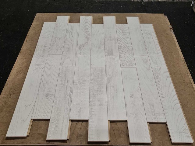 42 m2 laminaat plank - 504 x 84 x 8 mm - afbeelding 2 van  2