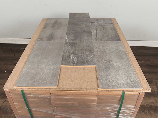 42 m2 laminaat tegel - 604 x 280 x 8 mm - afbeelding 3 van  4