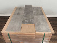 42 m2 laminaat tegel - 604 x 280 x 8 mm - afbeelding 3 van  4