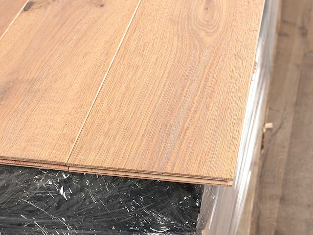 42 m2 parket eiken xl mutliplank - 1900 x 180 x 15 mm - afbeelding 2 van  4