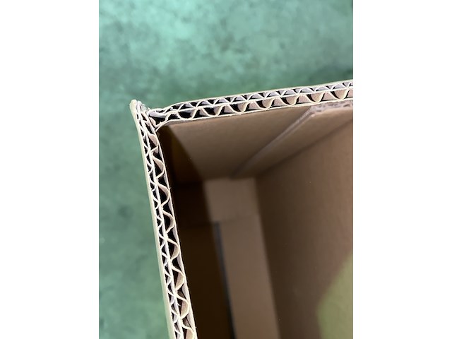 420 verzenddozen 265x85x290mm dubbelgolf bruin - afbeelding 3 van  3