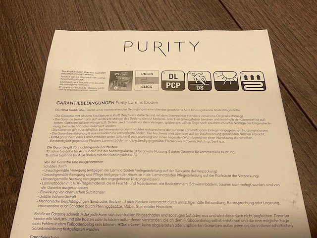 42,8m² purity stream rustieke walnoot laminaatvloer - afbeelding 9 van  12