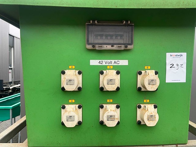 42v/110v transformatorkast - afbeelding 2 van  3