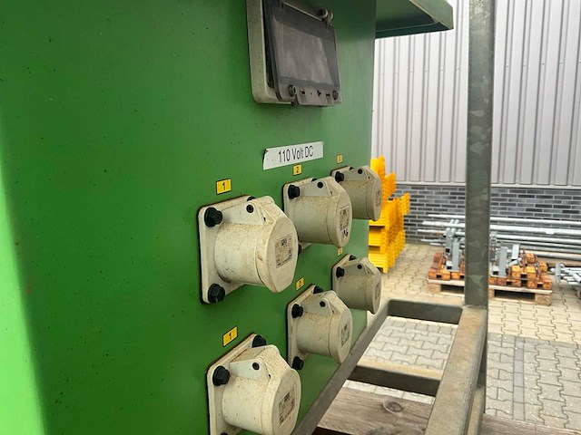 42v/110v transformatorkast - afbeelding 3 van  3