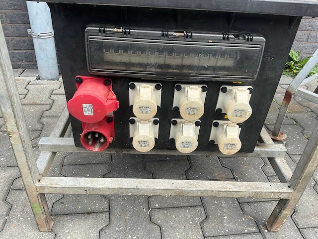 42v/110v transformatorkast - afbeelding 2 van  3