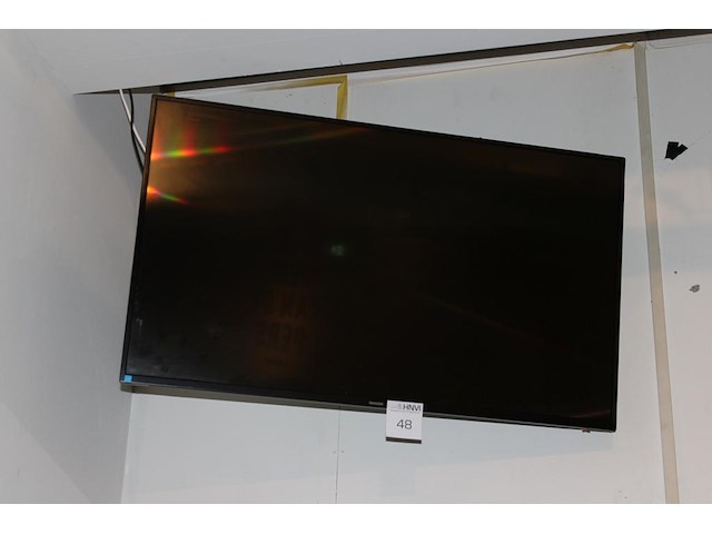 43 inch tv philips aan wandbeugel en afstandsbediening. - afbeelding 1 van  3
