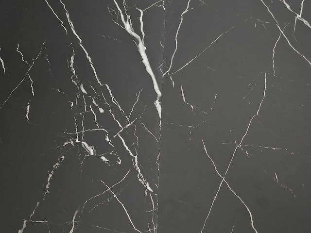 43 m2 pvc spc click tegel - 818 x 304 x 4 mm - afbeelding 1 van  3