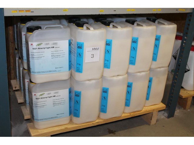 44 jerrycans vloerbeschermingsmiddel atracryl llight am atramex a 5 liter. - afbeelding 1 van  3