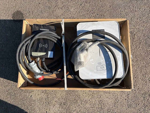 44kw ev acculader (2x) - afbeelding 1 van  18