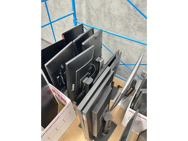 44x 24" monitor - divers - afbeelding 6 van  6