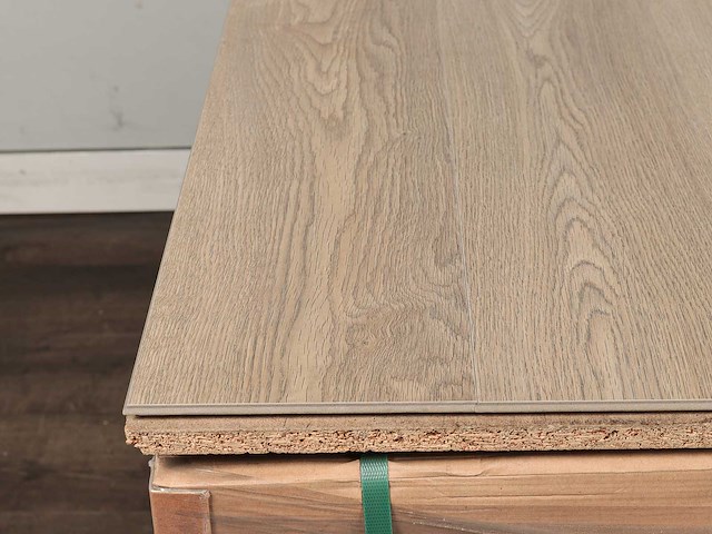 45 m2 laminaat plank - 1383 x 193 x 7 mm - afbeelding 2 van  4
