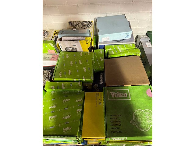 45 pallets technische auto-onderdelen - afbeelding 11 van  41