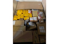 45 pallets technische auto-onderdelen - afbeelding 29 van  41